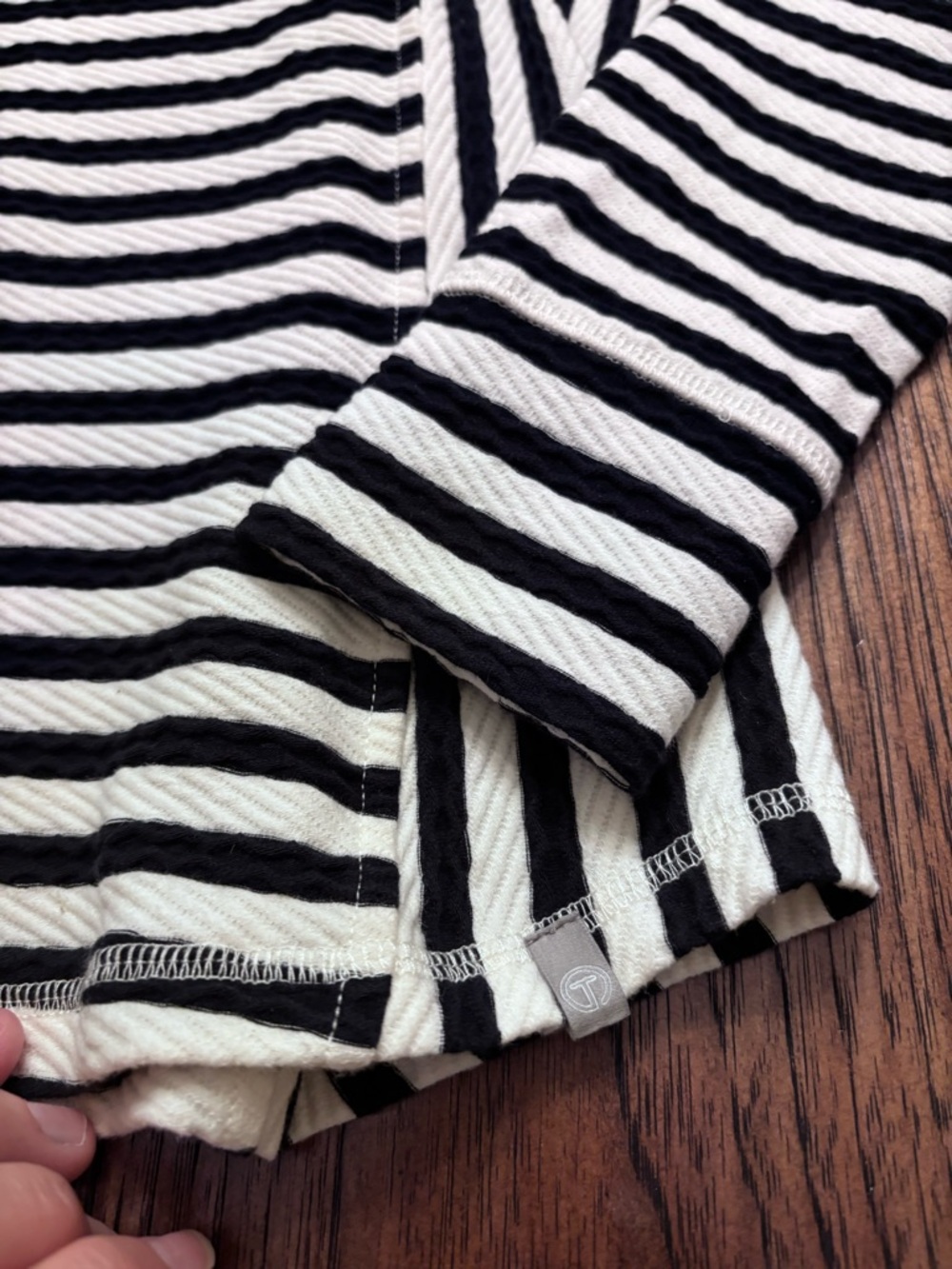Talbots Striped Textured Top Size S Black Ivory Long Sleeve Athleisure - Picture 6 of 12